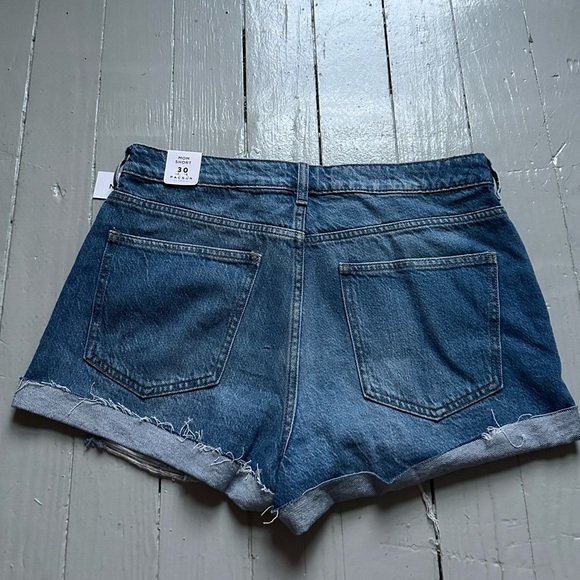 NWT Pacsun - Blue Dark Wash Mom Jean Shorts - Picture 4 of 4